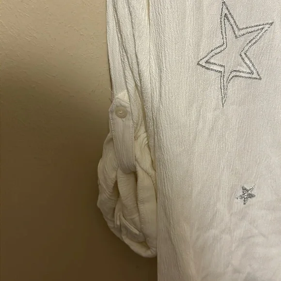 Torrid Taylor White button down shirt with embroidered silver stars Size 2X - Picture 6 of 11